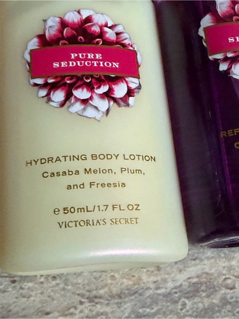 Victorias Secret hydrating body